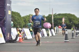 BIB: 0438
                            <button type="button" onclick="openModal(4943632)" class="btn btn-primary btn-sm float-right btn-popup" data-toggle="modal" data-target=".modal-high-quality">
                        <i class="fas fa-shopping-cart"></i> Add to Cart
                    </button>
                                            <button type="button" onclick="isThisMe(4943632, true)" class="btn btn-success btn-sm float-right btn-popup btn-isme hidden" data-toggle="tooltip" data-placement="bottom" title="นี่คือรูปของคุณใช่ไหม คลิกที่นี่เพื่อเอาเข้าอัลบั้ม">
                        <i class="fas fa-plus"></i> Add to album
                    </button>
                    <button type="button" onclick="isThisMe(4943632, false)" class="btn btn-warning btn-sm float-right btn-popup btn-isnotme hidden">
                        <i class="fas fa-ban"></i> Remove from album
                    </button>